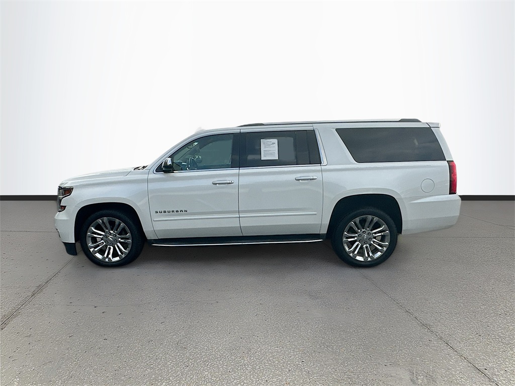 2018 Chevrolet Suburban Premier photo 4