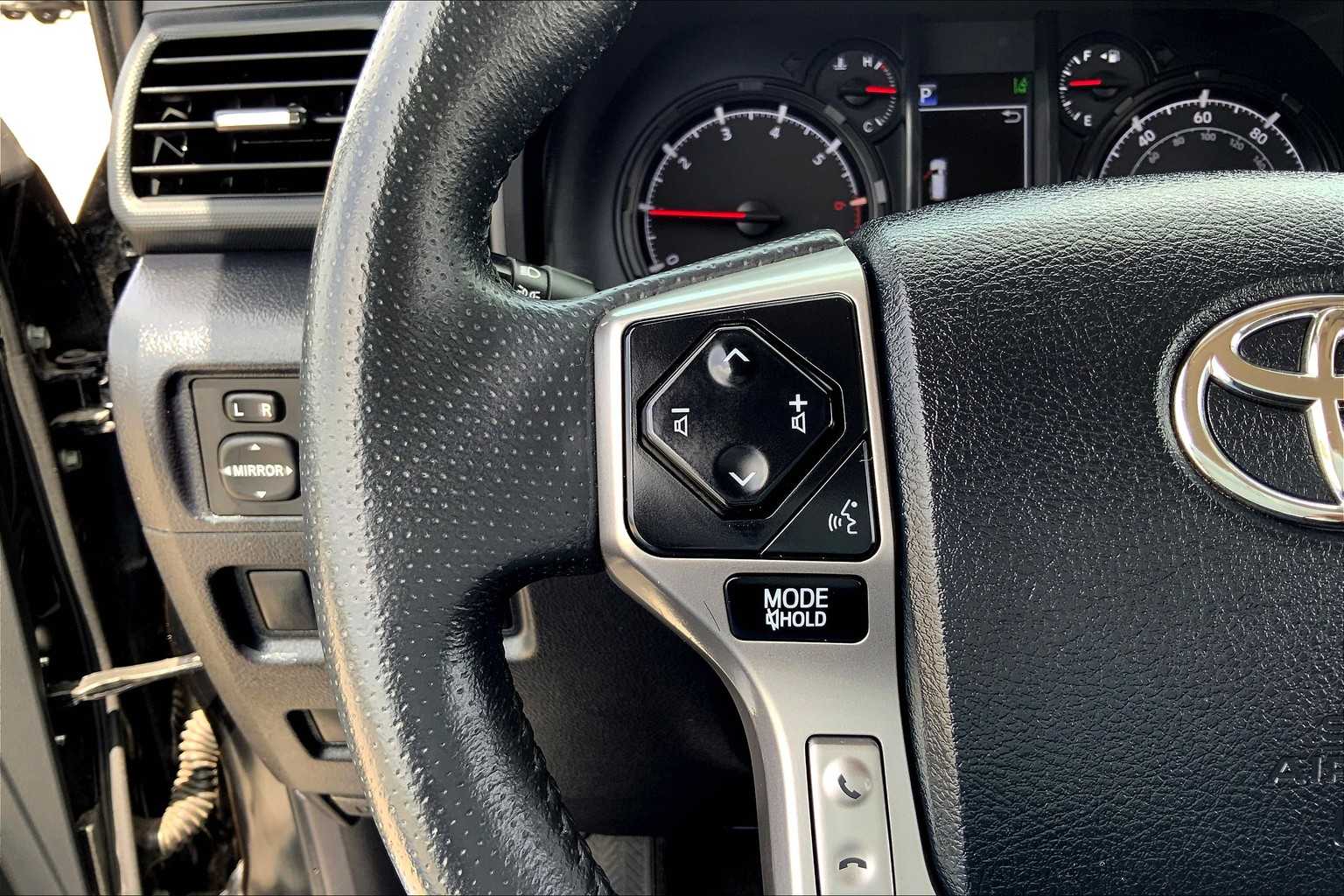 2023 Toyota 4Runner SR5 photo 22