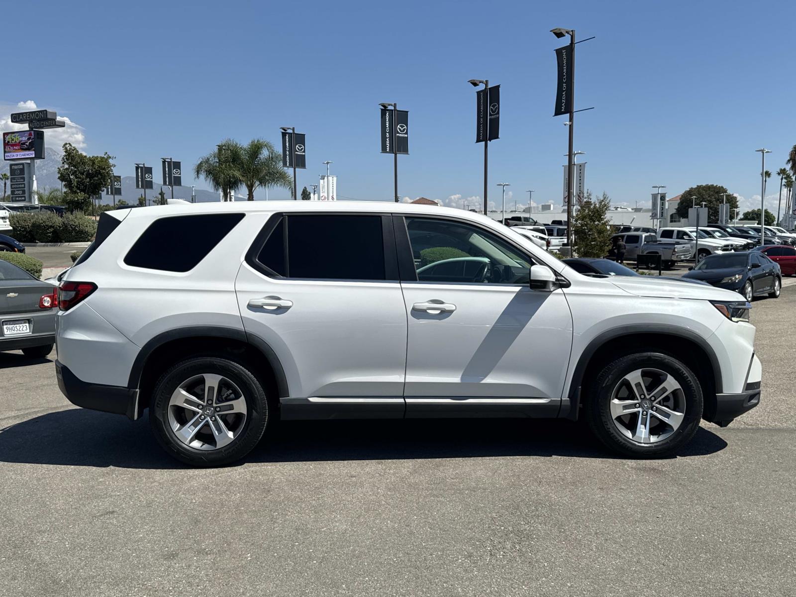 2023 Honda Pilot EX-L photo 3