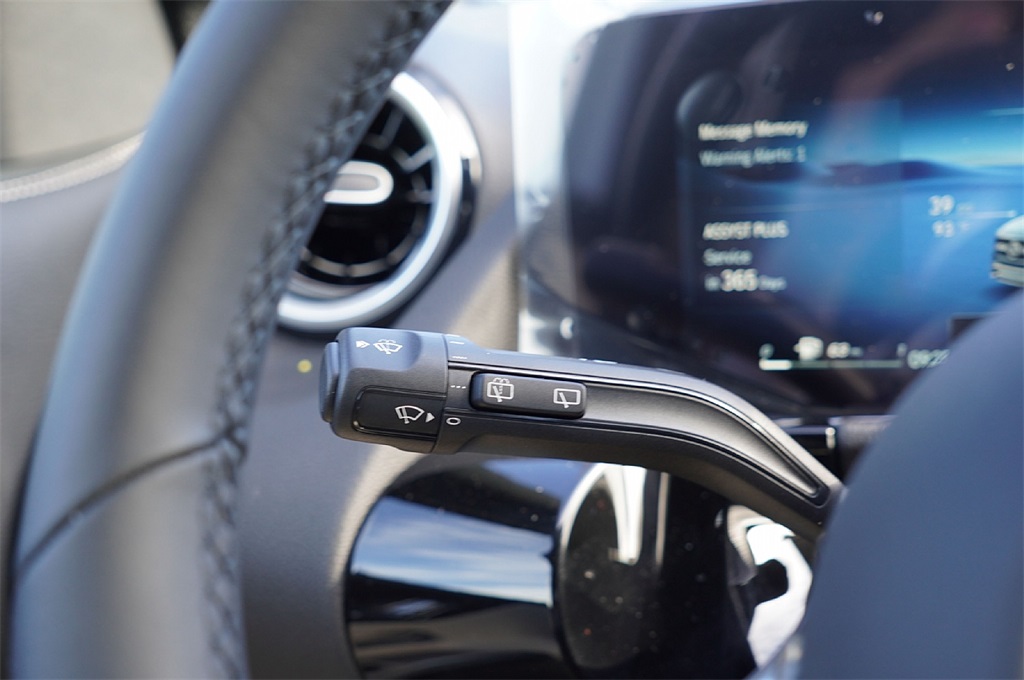 2026 Mercedes Benz GLA 250 photo 21