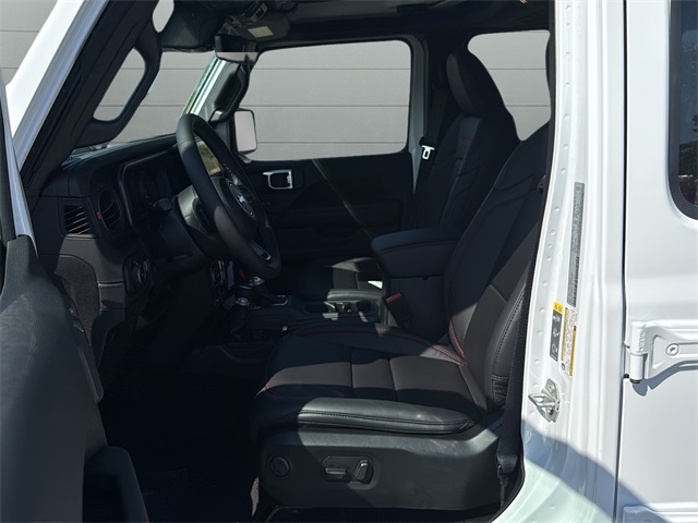 2025 Jeep Wrangler Rubicon X photo 10