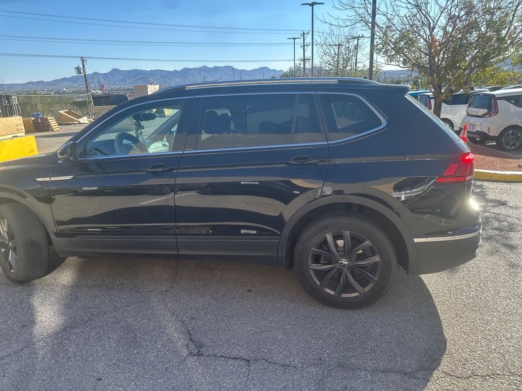 2023 Volkswagen Tiguan SE photo 7