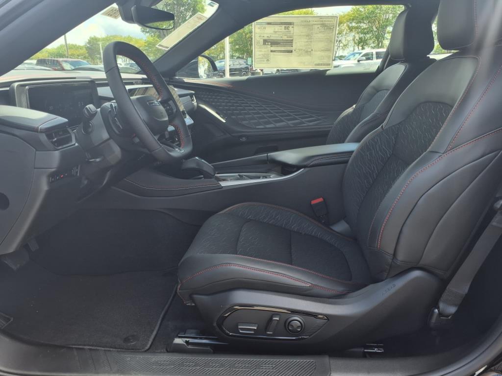 2025 Dodge Charger R/T photo 3