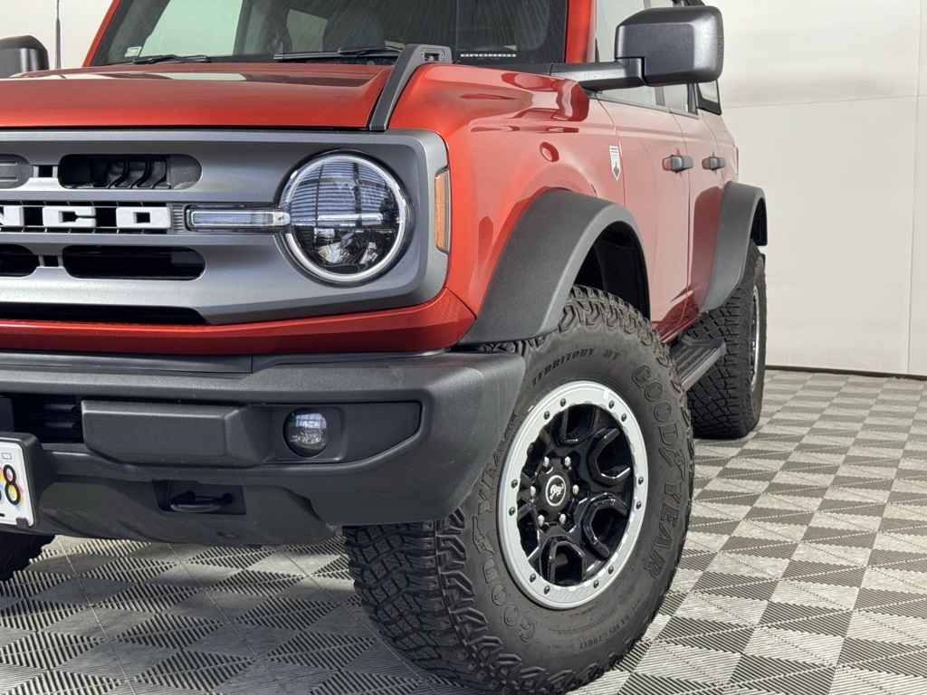 2023 Ford Bronco Big Bend photo 2