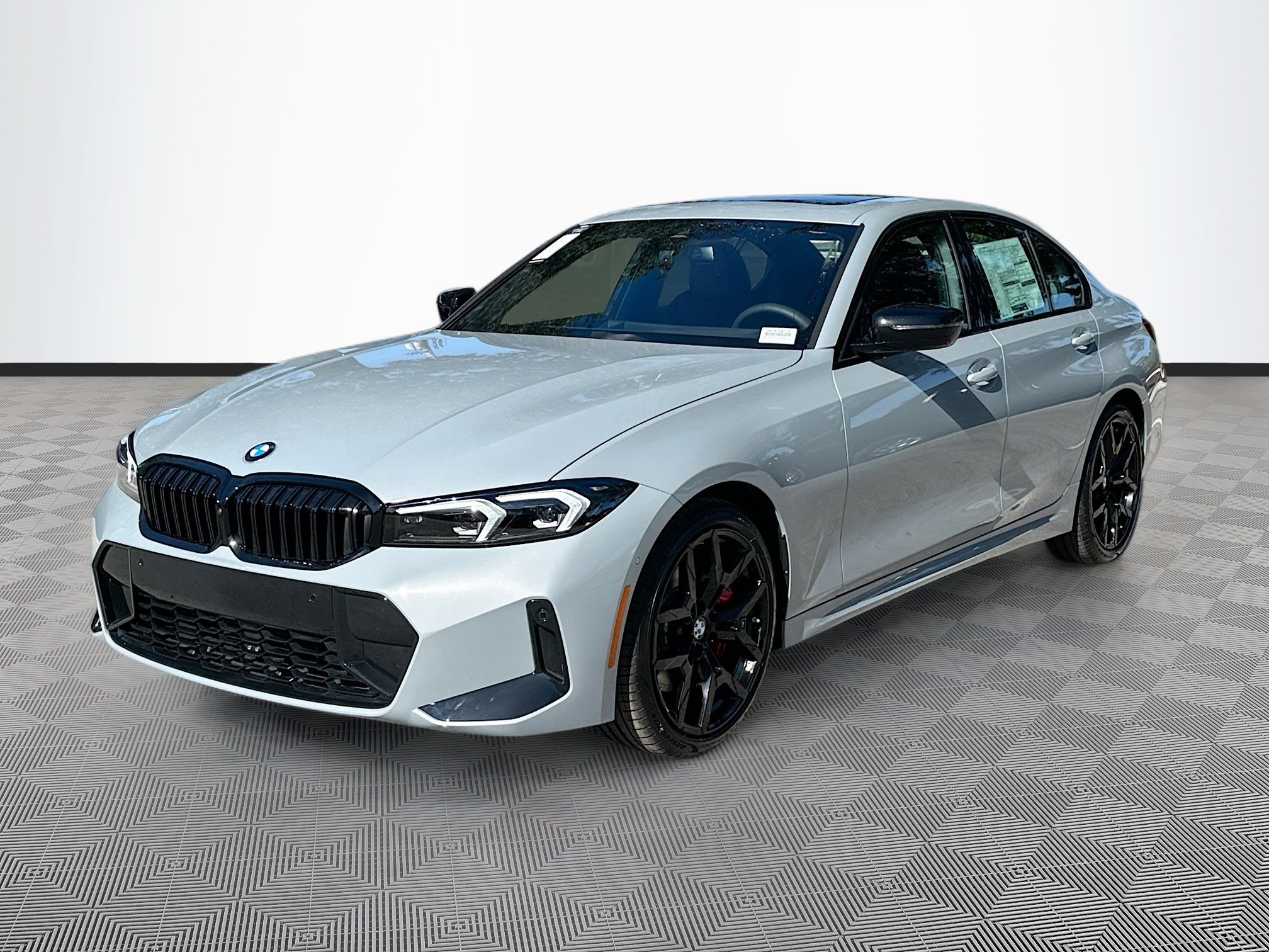2026 Bmw 330i photo 3