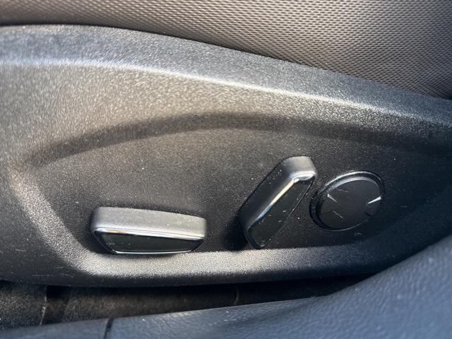 2019 Ford Fusion SE photo 22