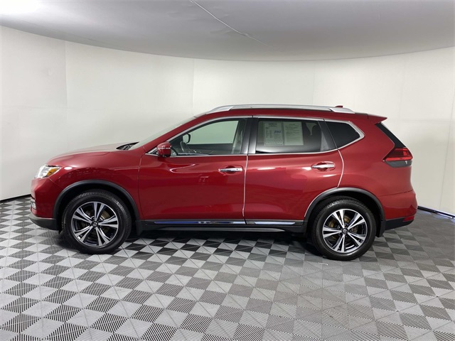 2017 Nissan Rogue SL photo 4