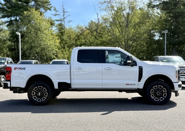 2026 Ford F-350 Platinum photo 3