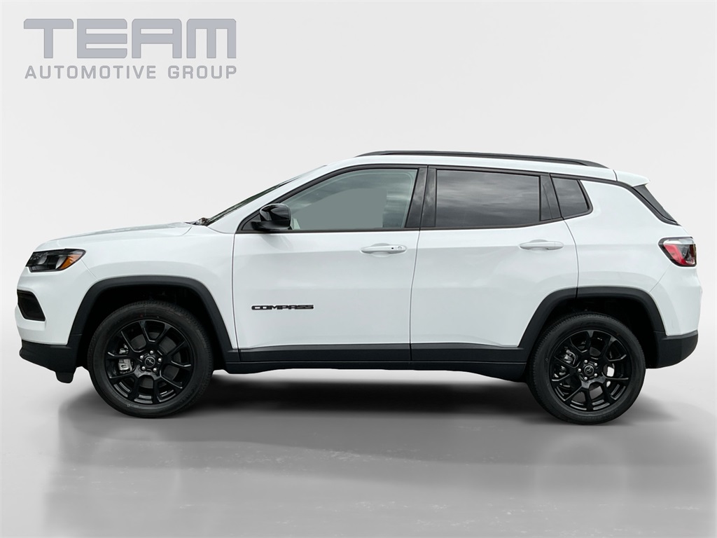 2025 Jeep Compass Latitude photo 4