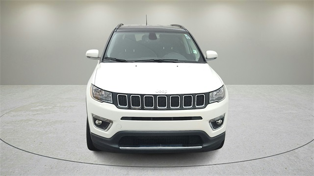 Used 2019 Jeep Compass Limited with VIN 3C4NJDCB5KT842250 for sale in Glendale Heights, IL