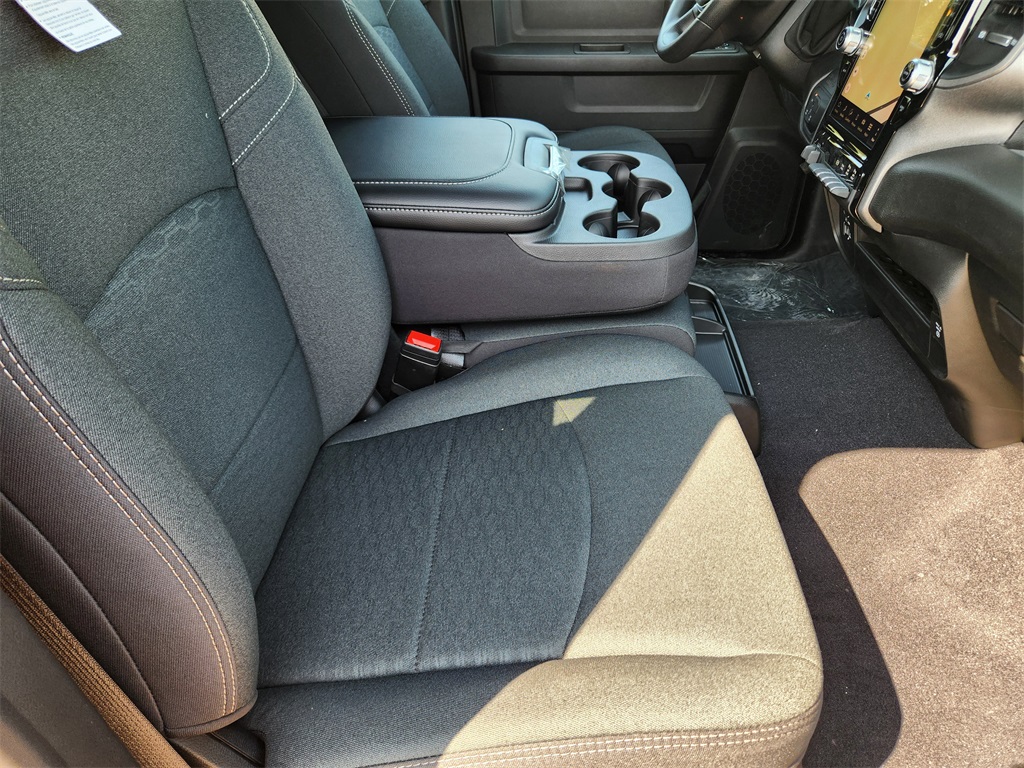2026 Ram 3500 Tradesman photo 9