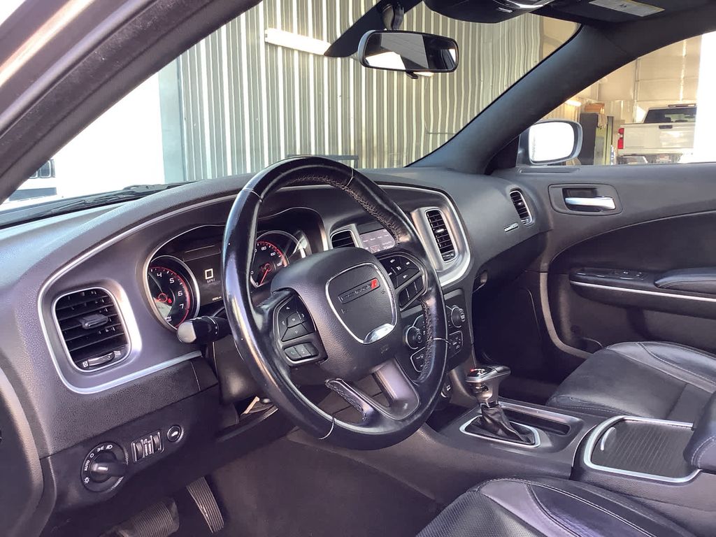 2021 Dodge Charger SXT photo 24
