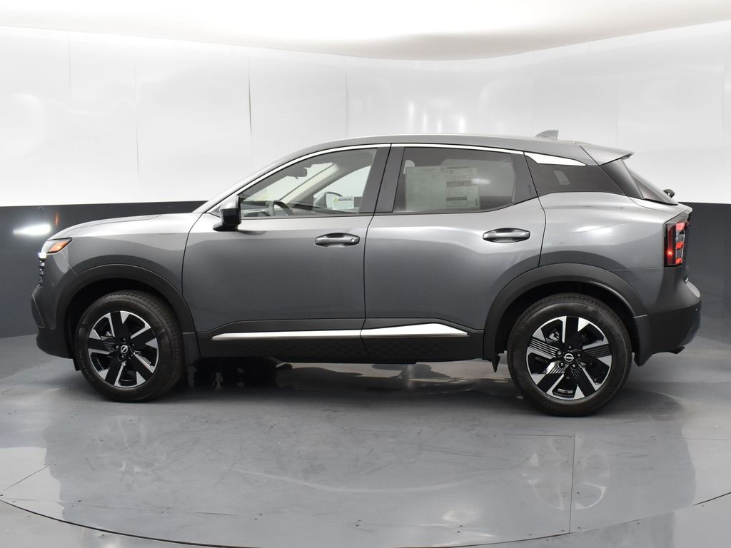 2025 Nissan Kicks SV photo 4