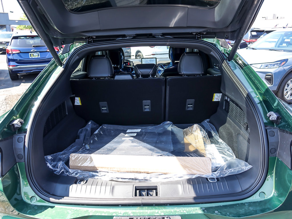 2025 FORD MUSTANG MACH-E - Image 17