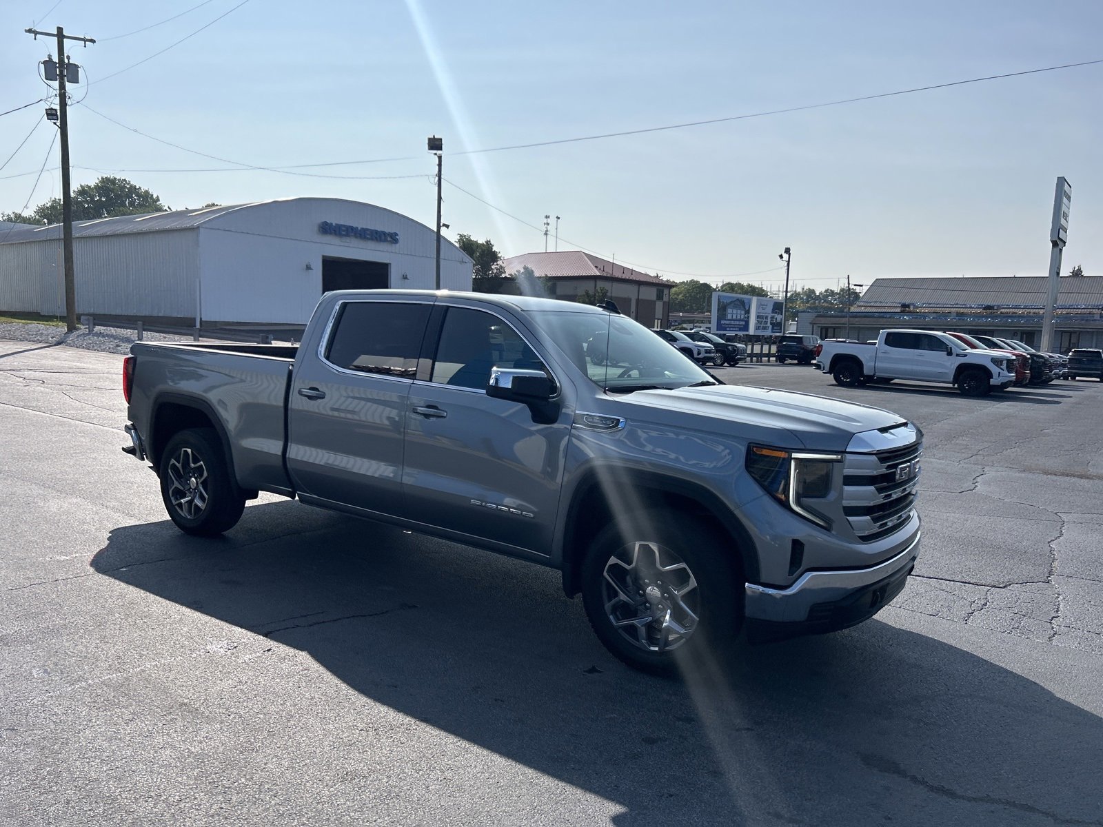 2026 Gmc Sierra 1500 SLE photo 7