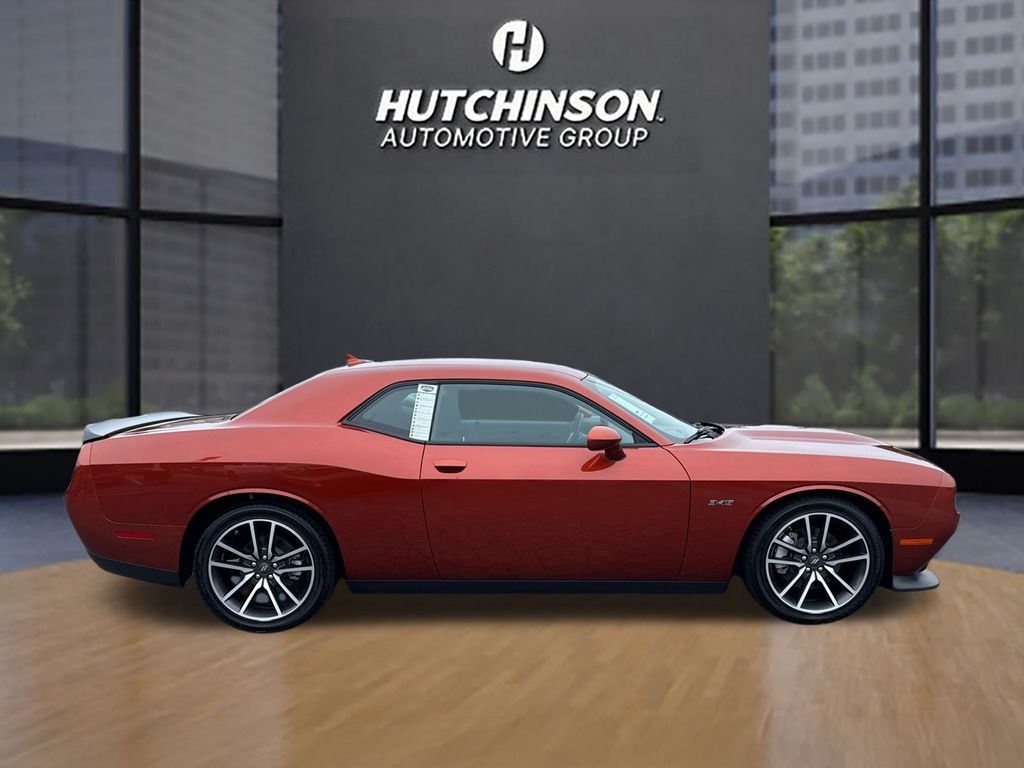 2023 Dodge Challenger R/T photo 2