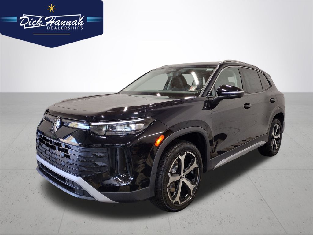 2025 Volkswagen Tiguan SE's photo