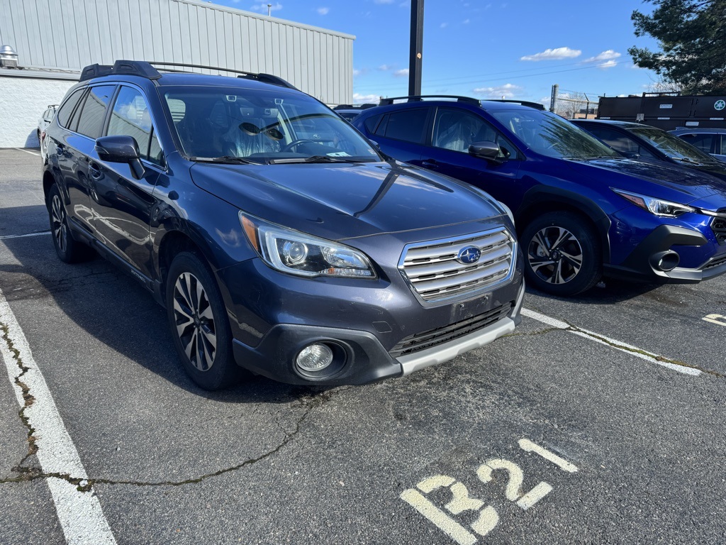 2017 Subaru Outback Limited's photo
