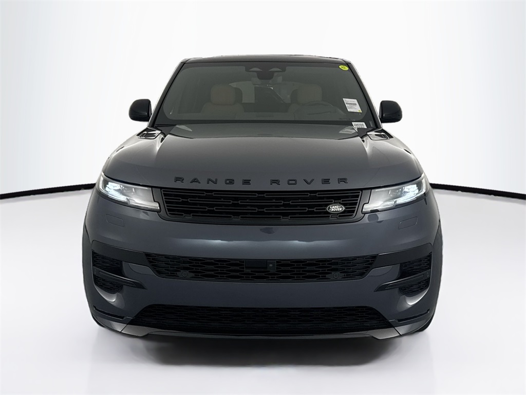 2025 Land Rover Range Rover Sport SE photo 2