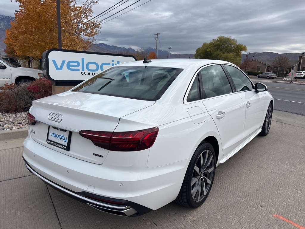 2023 Audi A4 40 Premium photo 3