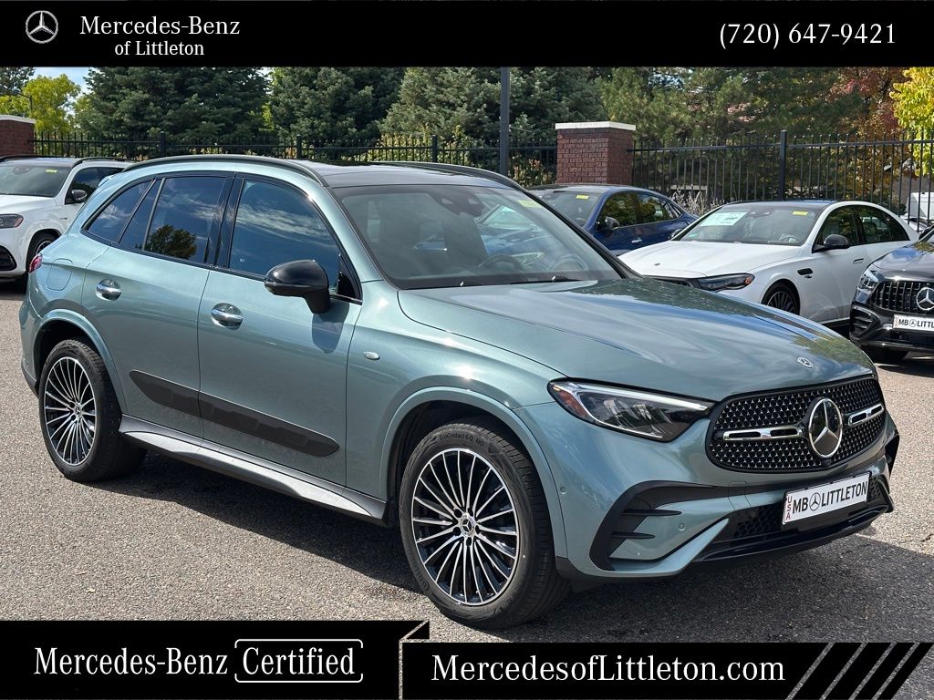2025 Mercedes Benz GLC 350e 4MATIC photo 4