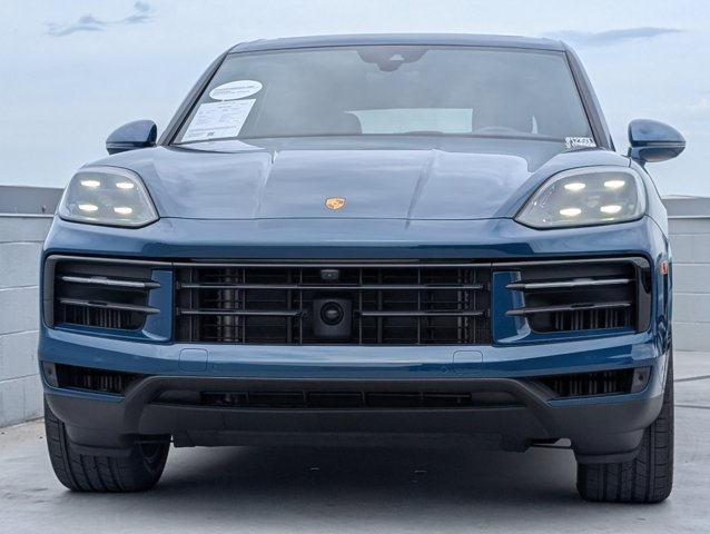 2024 Porsche Cayenne photo 6