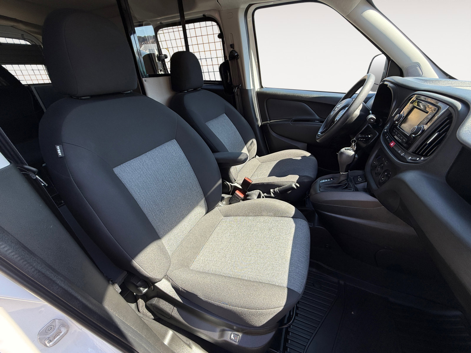 2022 Ram ProMaster City photo 16