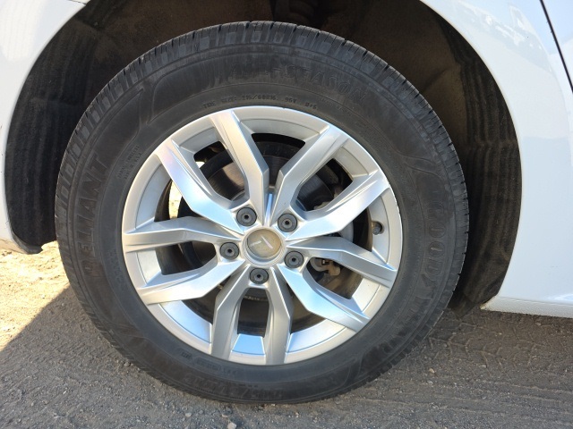 2018 Volkswagen Passat 2.0T S photo 8