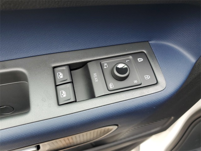 2025 Volkswagen ID. Buzz Pro S photo 23