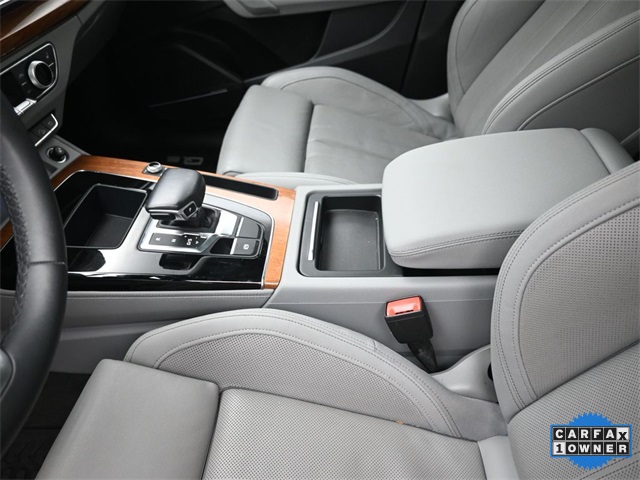 2022 Audi Q5 45 S line Prestige Premium photo 31