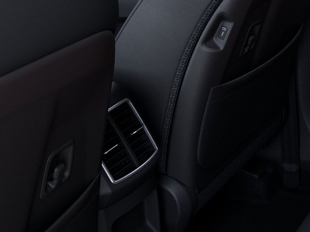 2026 Kia Sportage EX X-Line photo 25
