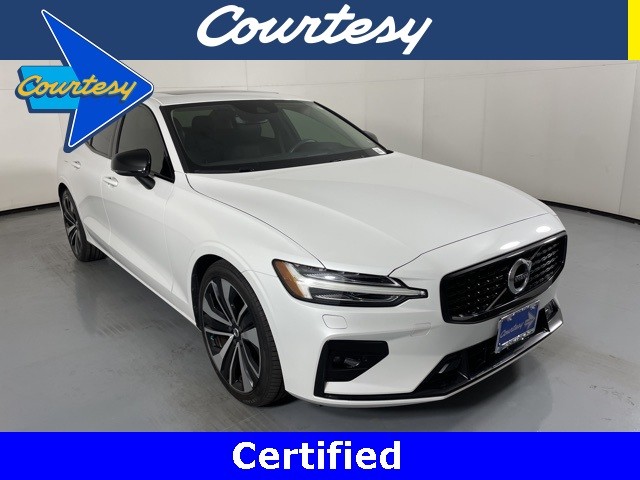 2022 Volvo S60