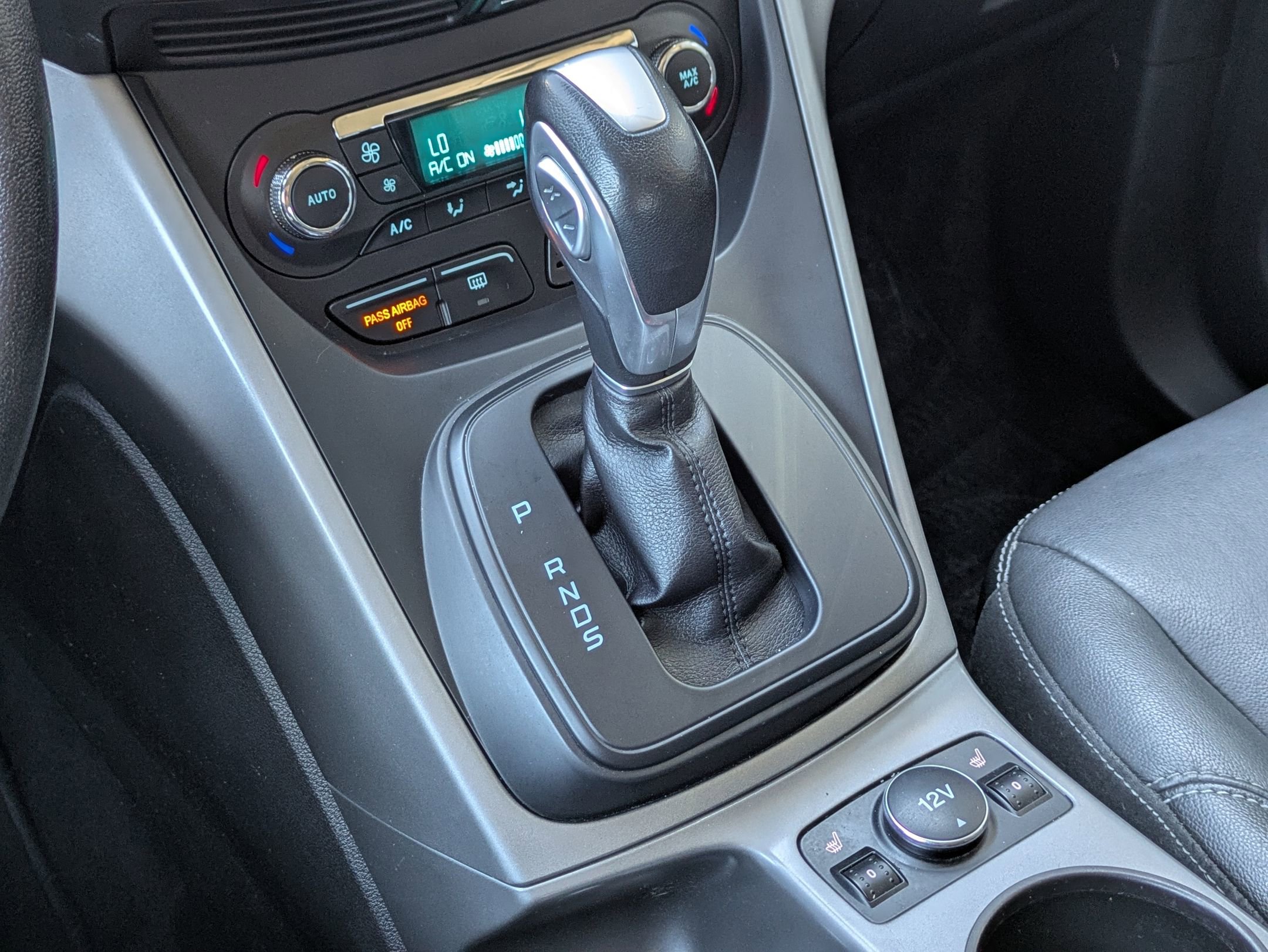 2015 Ford Escape SE photo 19