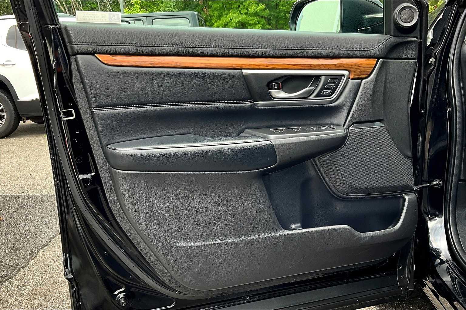 2019 Honda CR-V EX-L photo 19