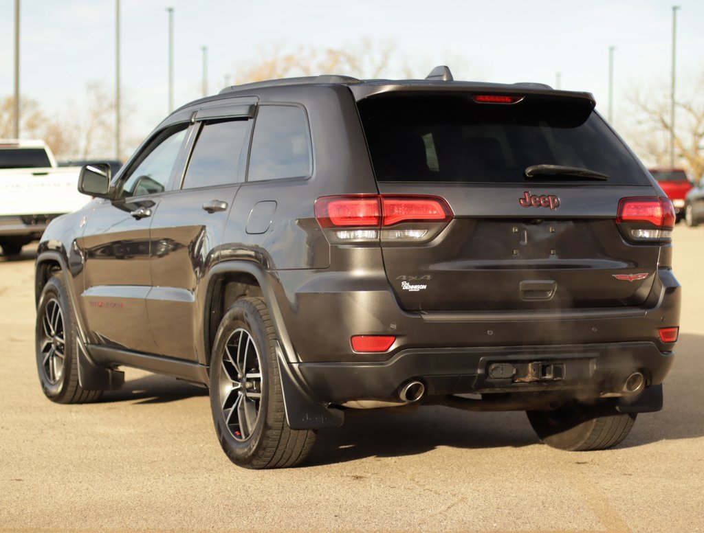 2021 Jeep Grand Cherokee Trailhawk photo 2