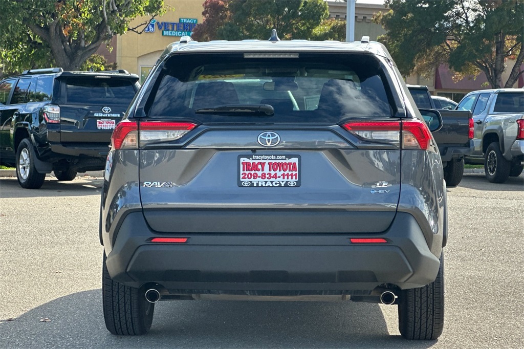 2025 Toyota RAV4 Hybrid LE photo 3