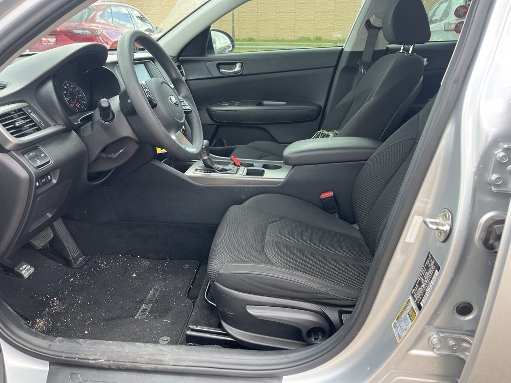 2019 Kia Optima LX photo 7