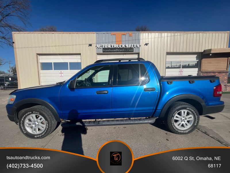 2010 Ford Explorer Sport Trac XLT's photo