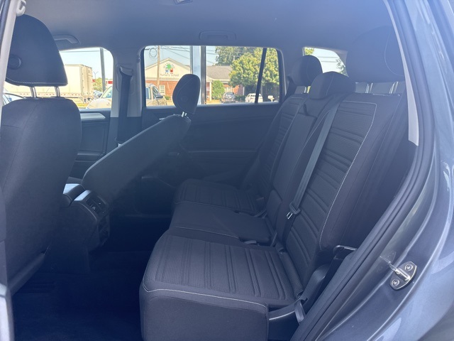2023 Volkswagen Tiguan S photo 11