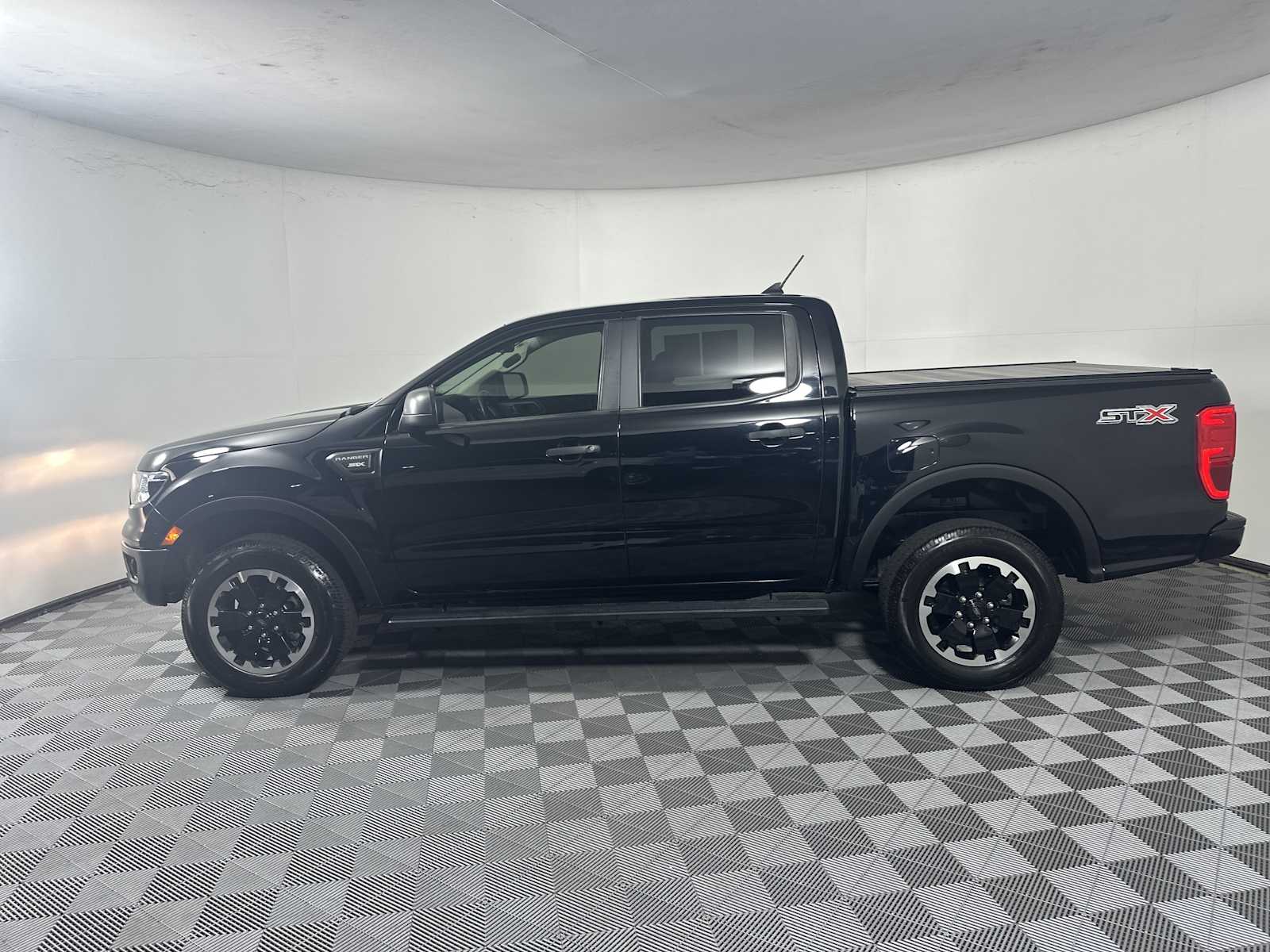 2021 Ford Ranger XL photo 2