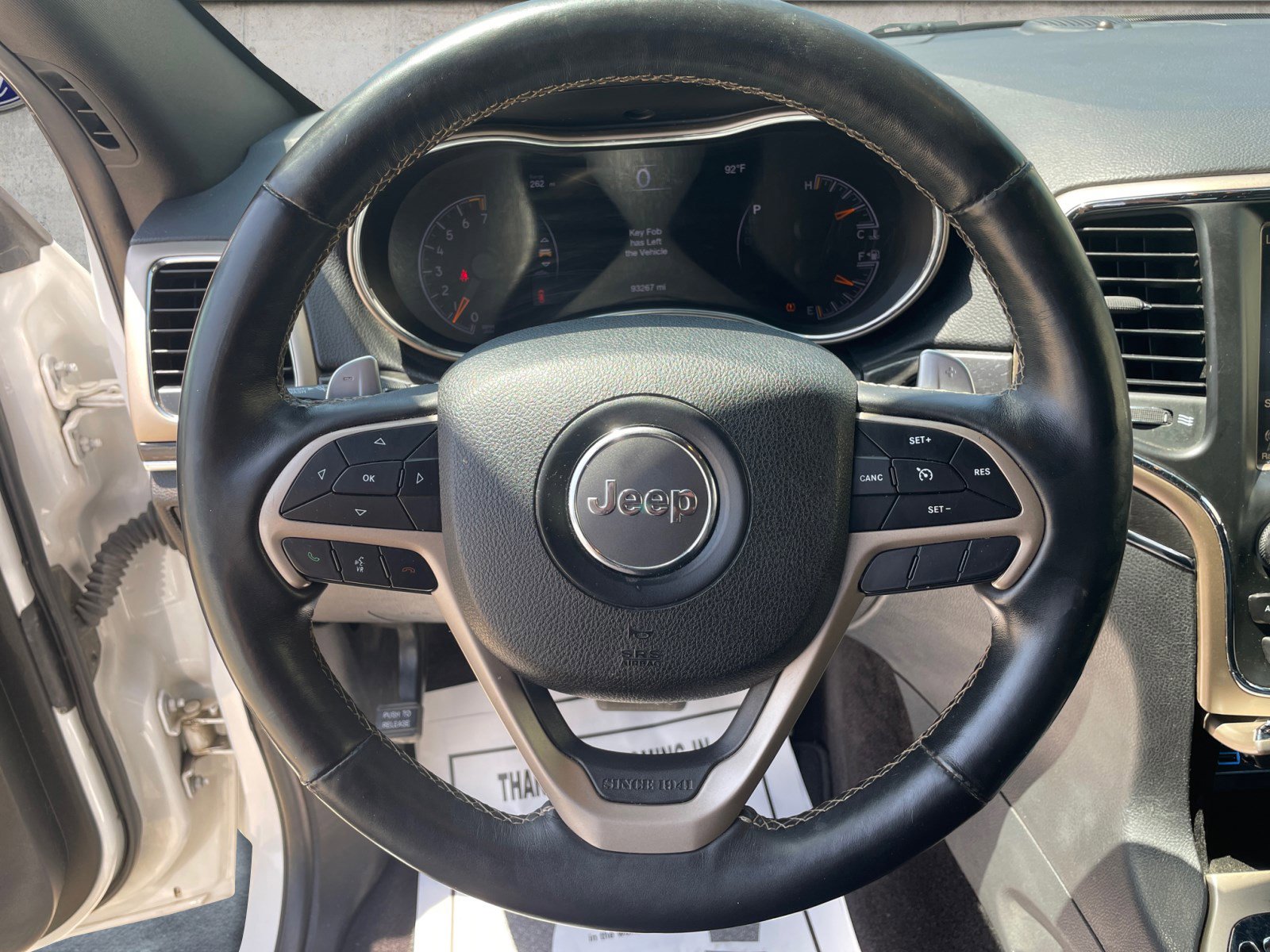 2017 Jeep Grand Cherokee Limited photo 12