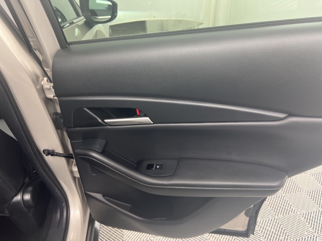 2023 Mazda CX-30 2.5 Select photo 16