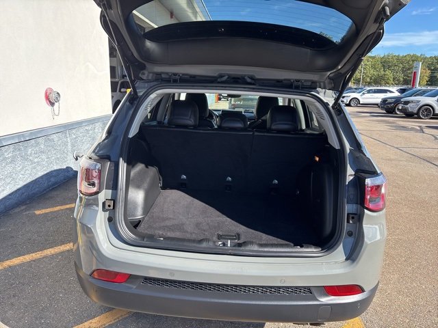 2022 Jeep Compass Limited photo 16