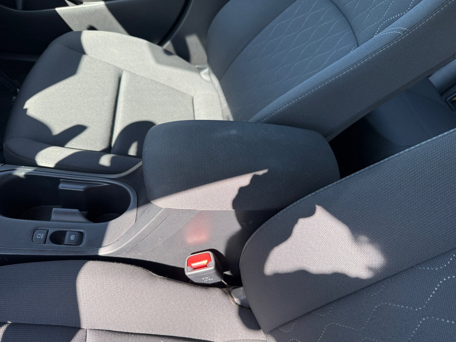 2024 Toyota Corolla LE photo 14