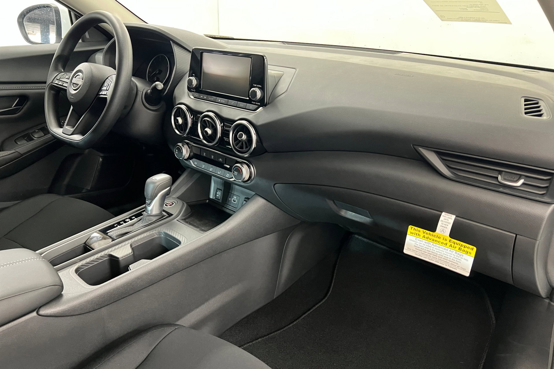 2025 Nissan Sentra S photo 22
