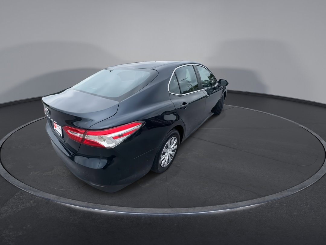 2018 Toyota Camry L photo 8