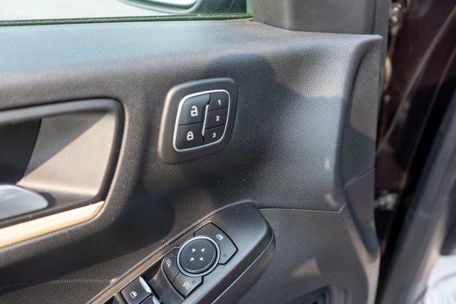 2021 Ford Escape Titanium photo 15