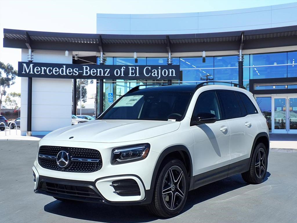 2026 Mercedes-Benz GLB GLB 250's photo