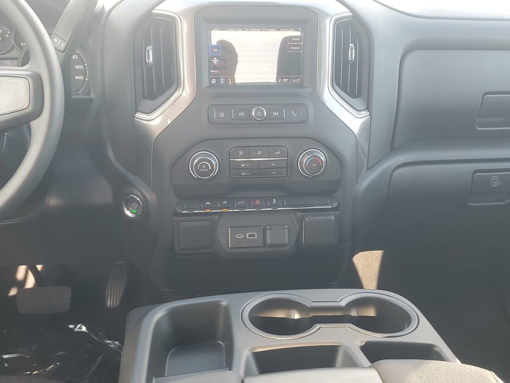 2025 Chevrolet Silverado 1500 Custom photo 27