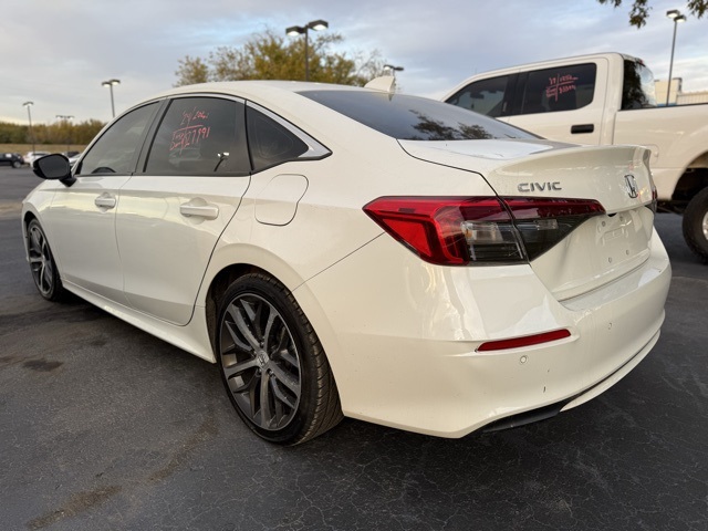 2024 Honda Civic Touring photo 3